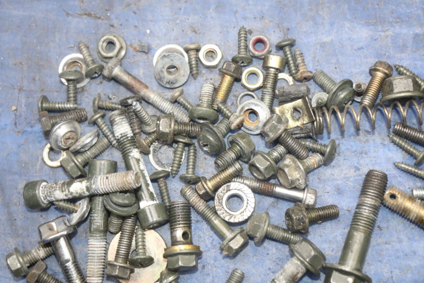 photo de BOLSA DE TORNILLERÍA TORNILLO KEEWAY RY6 2T 50 (2011 - 2019) - Detalle de la pieza