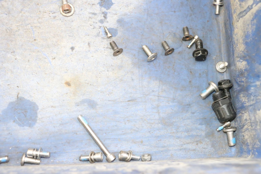 photo de TORNILLOS HERO S10 1 - Detalle de la pieza