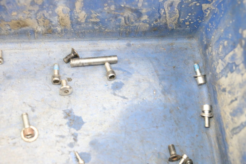 photo de TORNILLOS HERO S10 1 - Zoom estado de uso