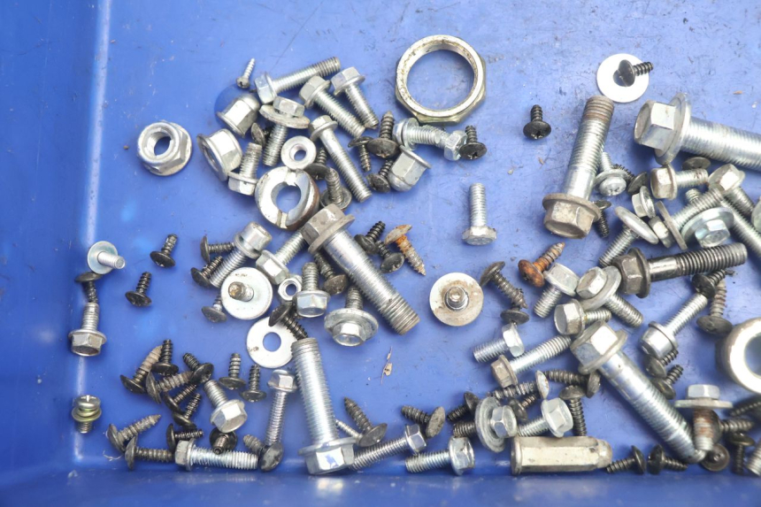 photo de TORNILLOS JM MOTORS SANTANA EVO 50 (2024 - 2026) - Detalle de la pieza