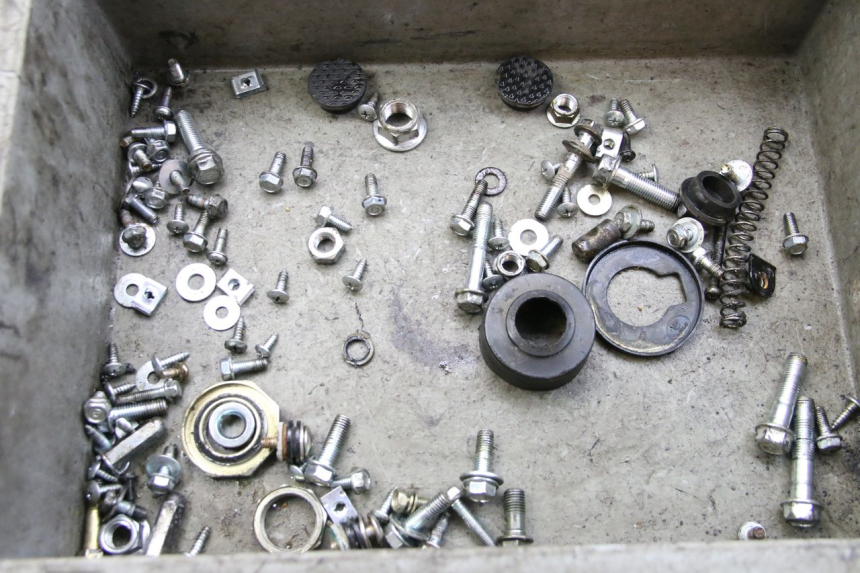 photo de BOLSA DE TORNILLERÍA TORNILLO JM MOTORS SANTANA 50 (2014 - 2023) - Vista principal