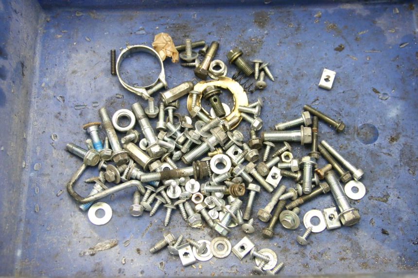 photo de BOLSA DE TORNILLERÍA TORNILLO JM MOTORS SANTANA 50 (2014 - 2023) - Vista principal