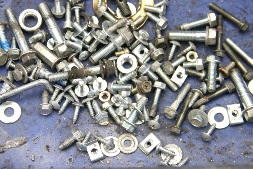 photo de BOLSA DE TORNILLERÍA TORNILLO JM MOTORS SANTANA 50 (2014 - 2023) - Detalle de la pieza