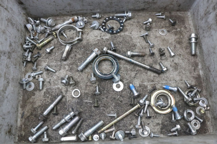 photo de BOLSA DE TORNILLERÍA TORNILLO JM MOTORS SANTANA 50 (2014 - 2023) - Vista principal