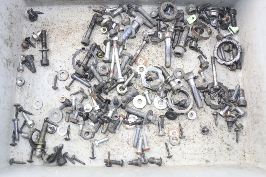 photo de TORNILLOS PEUGEOT SATELIS 300 (2012 - 2015) - Detalle de la pieza