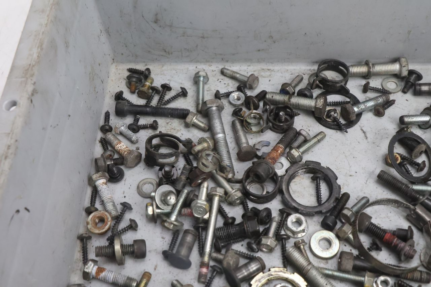 photo de TORNILLOS PEUGEOT SATELIS 125 (2013 - 2018) - Vista general del producto