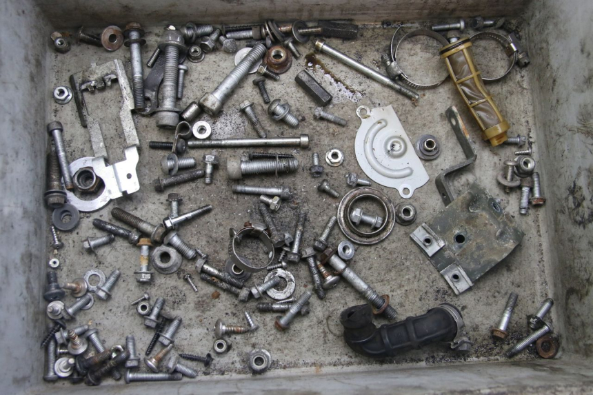 photo de BOLSA DE TORNILLERÍA TORNILLO APRILIA SCARABEO 4T 50 (2009 - 2017) - Vista principal