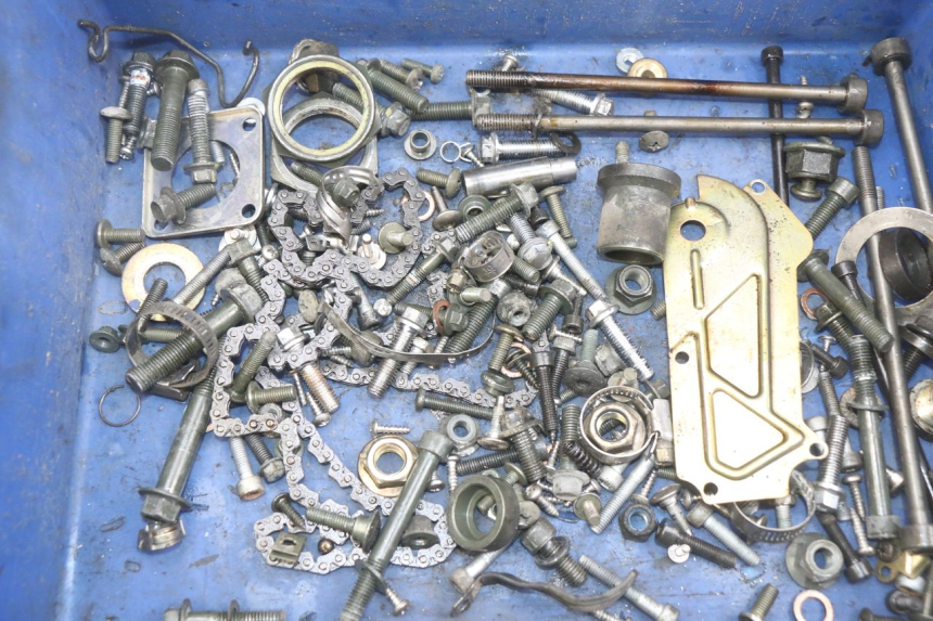 photo de BOLSA DE TORNILLERÍA TORNILLO APRILIA SCARABEO LIGHT 125 (2007 - 2011) - Detalle de la pieza