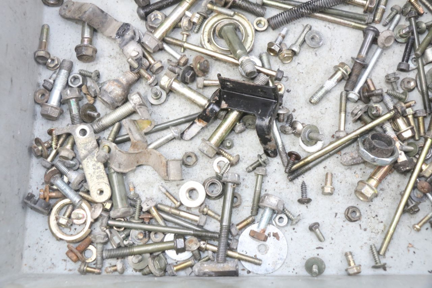 photo de TORNILLOS KYMCO SENTO 50 (2008 - 2013) - Zoom estado de uso