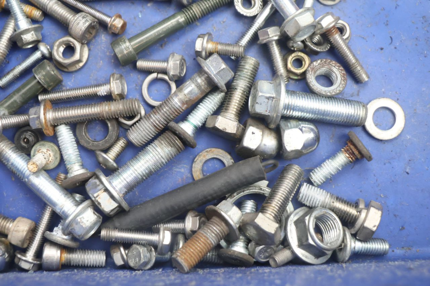 photo de TORNILLOS MASH SEVENTY FIVE 125 (2013 - 2021) - Primer plano técnico