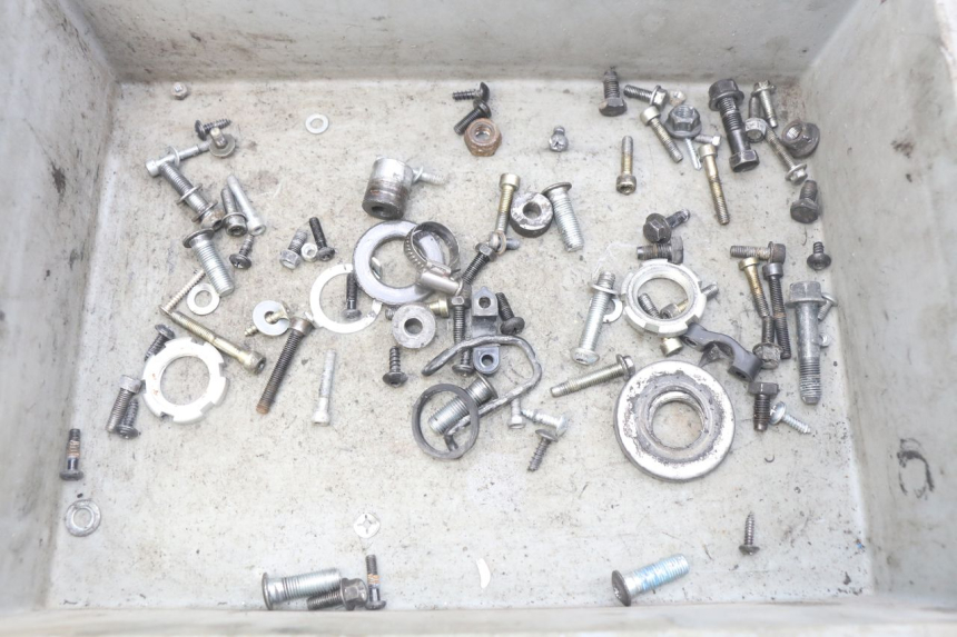 photo de BOLSA DE TORNILLERÍA TORNILLO YAMAHA SLIDER NAKED 50 (2004 - 2018) - Vista principal