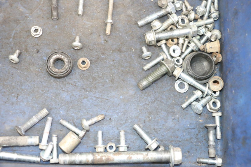 photo de TORNILLOS SMALL MX THUNDER 250 - Otra perspectiva