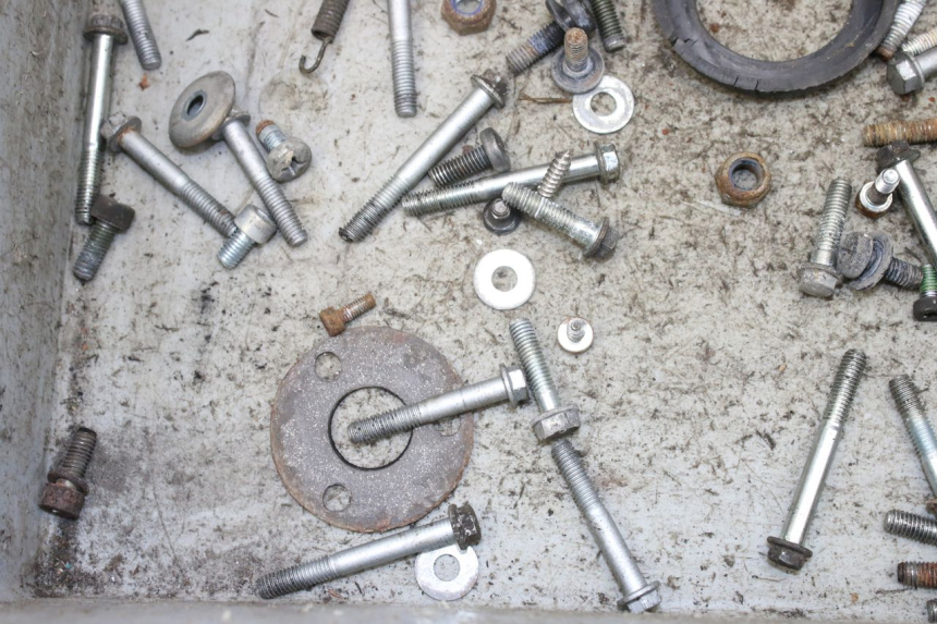 photo de BOLSA DE TORNILLERÍA TORNILLO GILERA SMT SUPERMOTARD 50 (2009 - 2017) - Detalle de la pieza