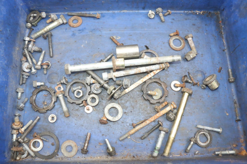 photo de BOLSA DE TORNILLERÍA TORNILLO PEUGEOT SPEEDFIGHT LC 50 (1996 - 2002) - Vista principal