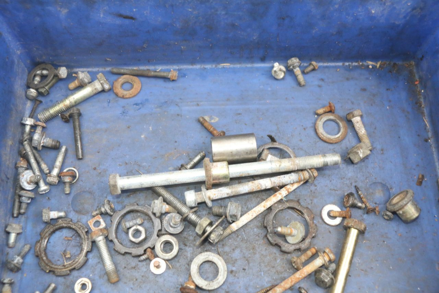 photo de BOLSA DE TORNILLERÍA TORNILLO PEUGEOT SPEEDFIGHT LC 50 (1996 - 2002) - Detalle de la pieza