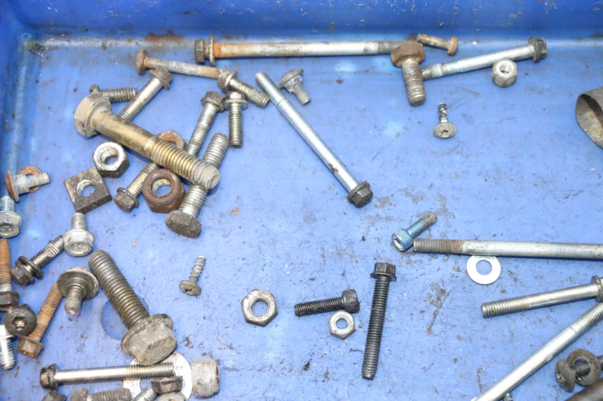 photo de BOLSA DE TORNILLERÍA TORNILLO PEUGEOT SPEEDFIGHT LC 50 (1996 - 2002) - Vista general del producto