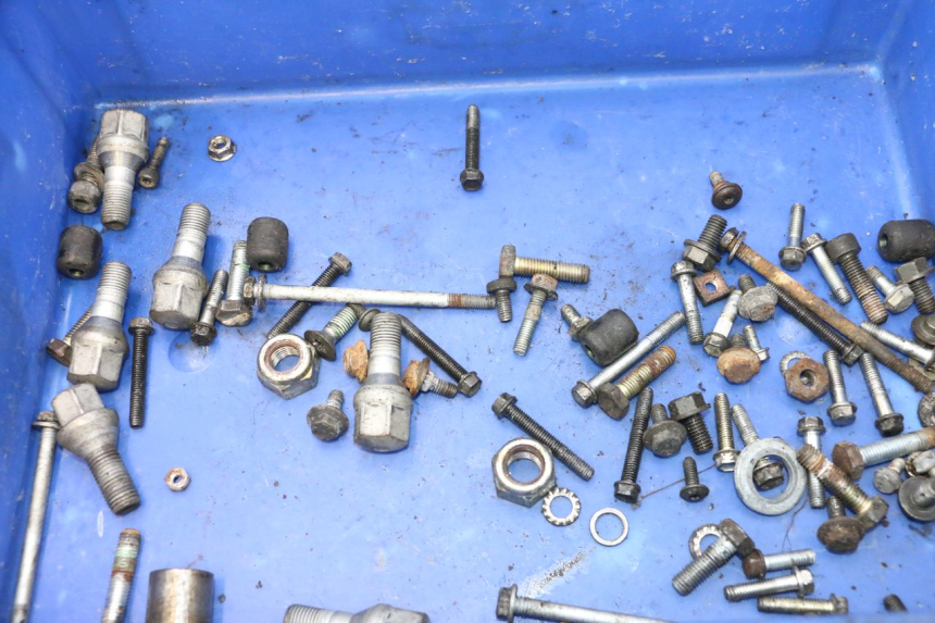 photo de BOLSA DE TORNILLERÍA TORNILLO PEUGEOT SPEEDFIGHT LC 50 (1996 - 2002) - Detalle de la pieza