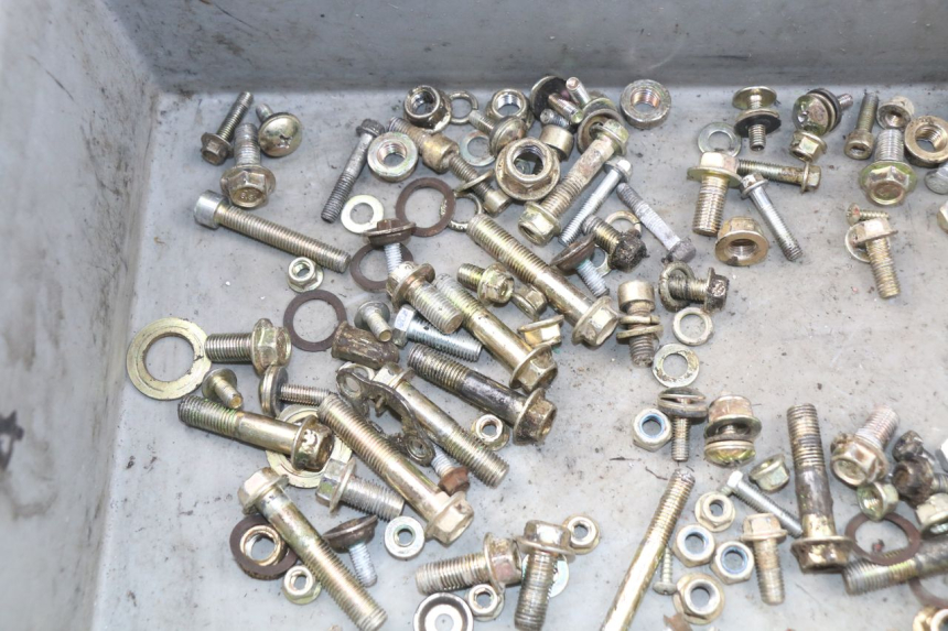 photo de TORNILLOS ORION SPORTRAX 125 - Zoom estado de uso