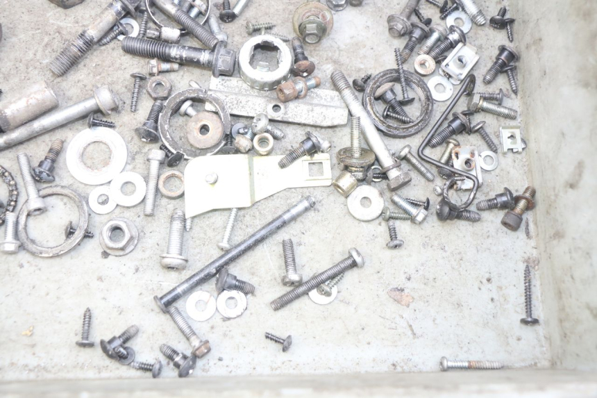 photo de BOLSA DE TORNILLERÍA TORNILLO APRILIA SR 2T 50 (2012 - 2017) - Zoom estado de uso