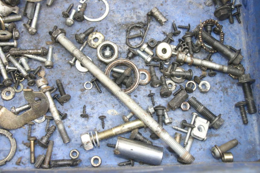 photo de BOLSA DE TORNILLERÍA TORNILLO APRILIA SR 2T 50 (2012 - 2017) - Zoom estado de uso