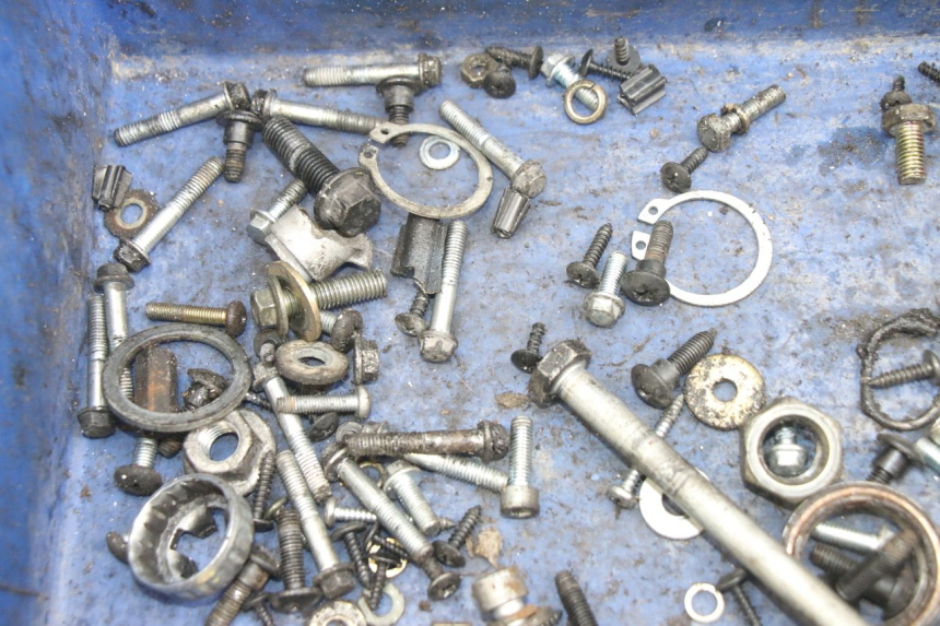 photo de BOLSA DE TORNILLERÍA TORNILLO APRILIA SR 2T 50 (2012 - 2017) - Primer plano técnico