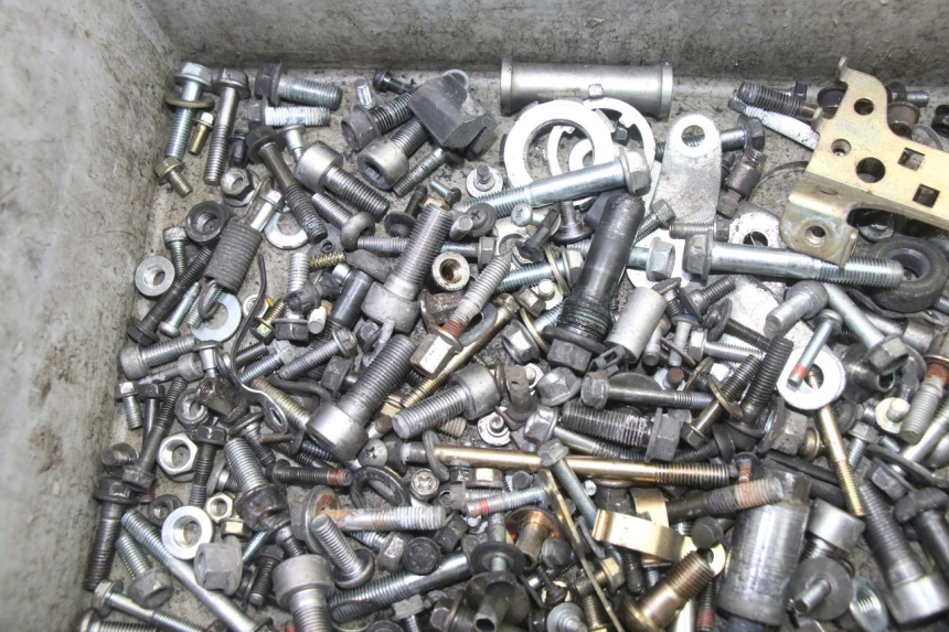 photo de TORNILLOS HONDA ST PAN EUROPEAN 1300 (2002 - 2013) - Detalle de la pieza