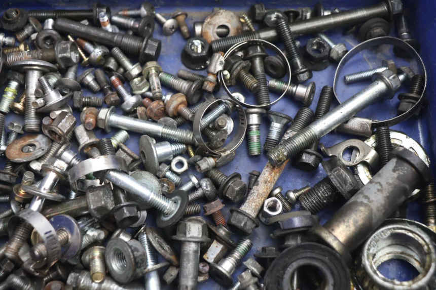 photo de TORNILLOS HONDA ST PAN EUROPEAN 1100 (1990 - 2002) - Zoom estado de uso