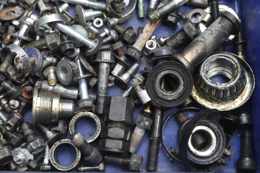 photo de TORNILLOS HONDA ST PAN EUROPEAN 1100 (1990 - 2002) - Primer plano técnico