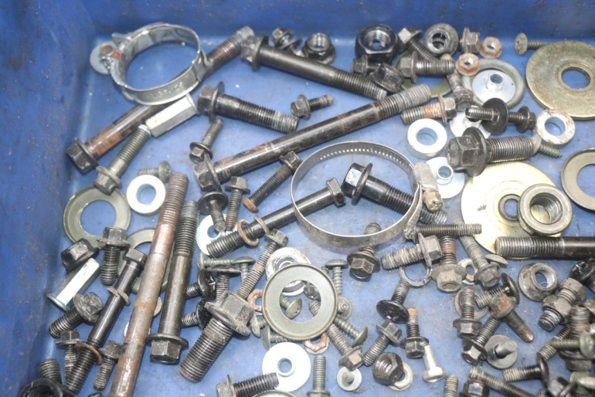 photo de BOLSA DE TORNILLERÍA TORNILLO HYTRACK ST 170 (2020 - 2024) - Detalle de la pieza