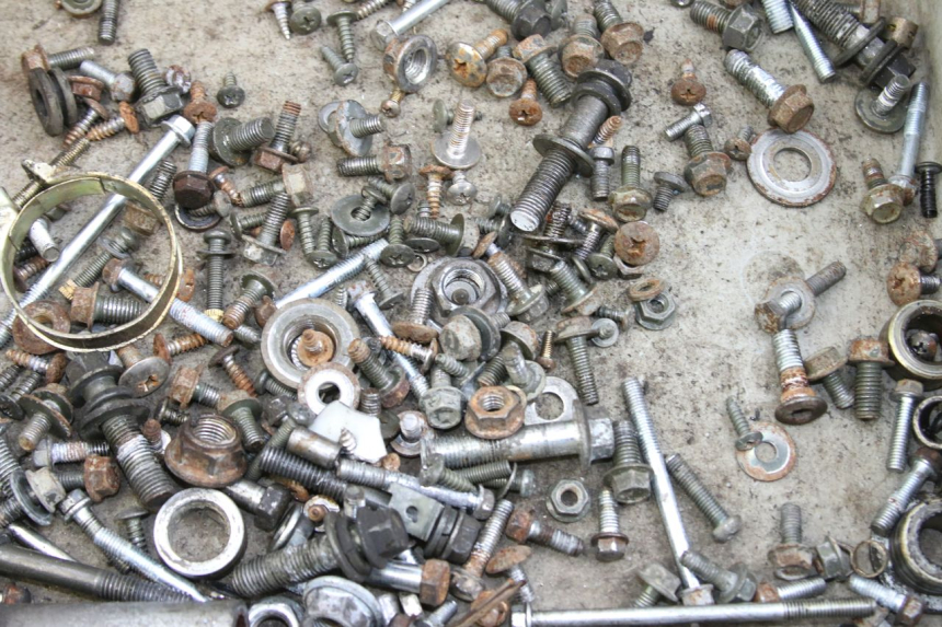 photo de TORNILLOS RAZZO STEED 125 (2012 - 2018) - Zoom estado de uso