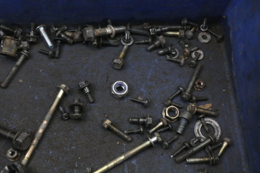 photo de TORNILLOS PEUGEOT STREETZONE 2T 50 (2014 - 2019) - Zoom estado de uso