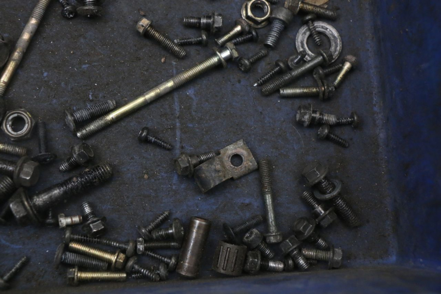 photo de TORNILLOS PEUGEOT STREETZONE 2T 50 (2014 - 2019) - Primer plano técnico