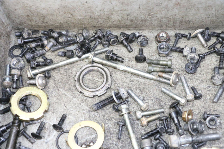 photo de TORNILLOS PEUGEOT STREETZONE I NAKED 2T 50 (2018 - 2020) - Detalle de la pieza