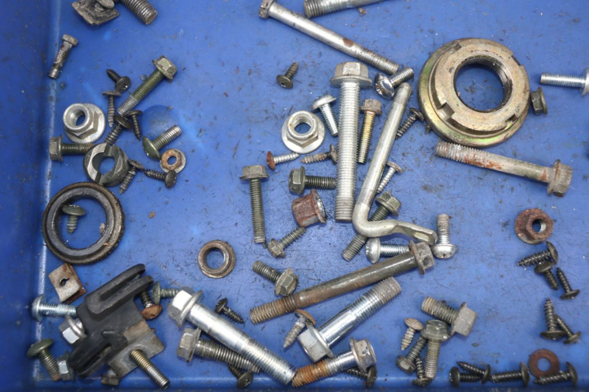 photo de TORNILLOS PEUGEOT SUM UP 125 (2008 - 2013) - Zoom estado de uso