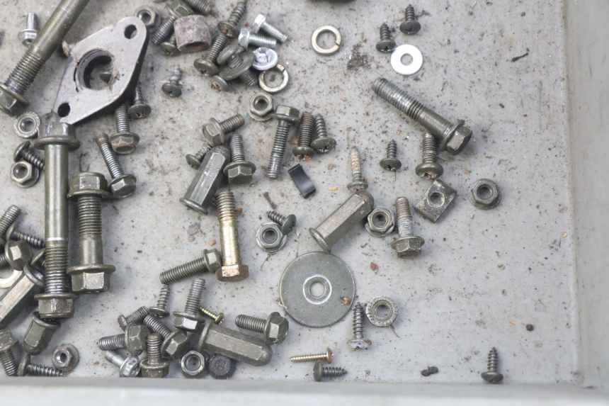 photo de TORNILLOS JM MOTORS SUNNY 50 (2017 - 2020) - Zoom estado de uso