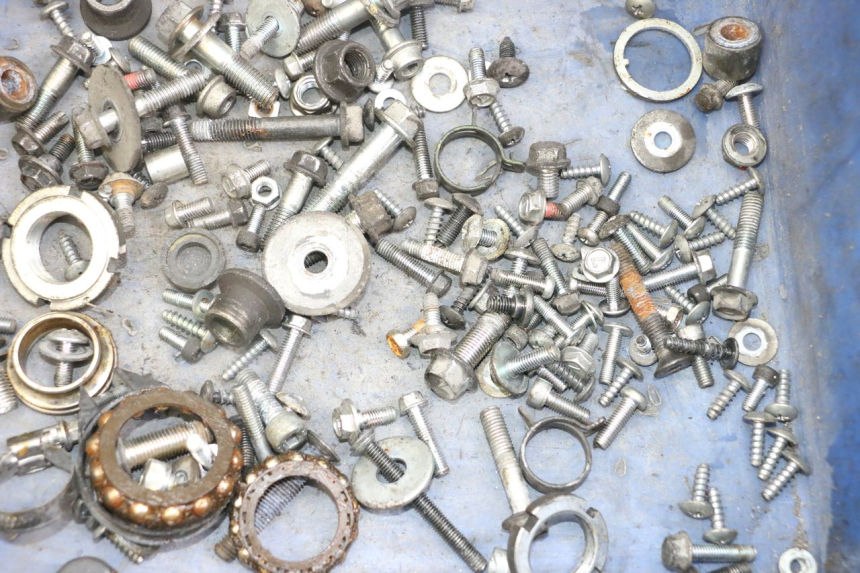 photo de TORNILLOS SUZUKI BURGMAN 125 (2018 - 2021) - Detalle de la pieza