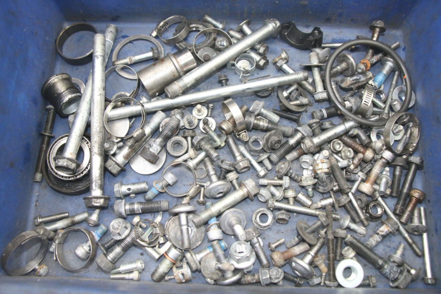 photo de TORNILLOS SUZUKI GSX F GSXF 650 (2007 - 2015) - Vista principal