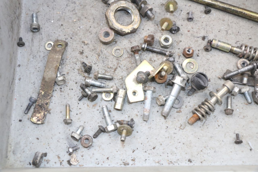 photo de TORNILLOS PEUGEOT SV 80 (1993 - 1997) - Detalle de la pieza