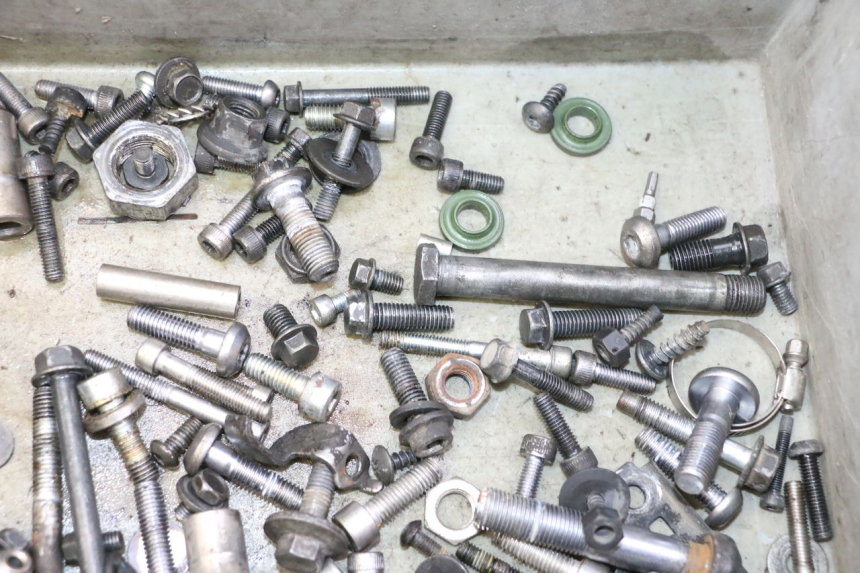 photo de BOLSA DE TORNILLERÍA TORNILLO YAMAHA TDM ABS 900 (2002 - 2014) - Primer plano técnico