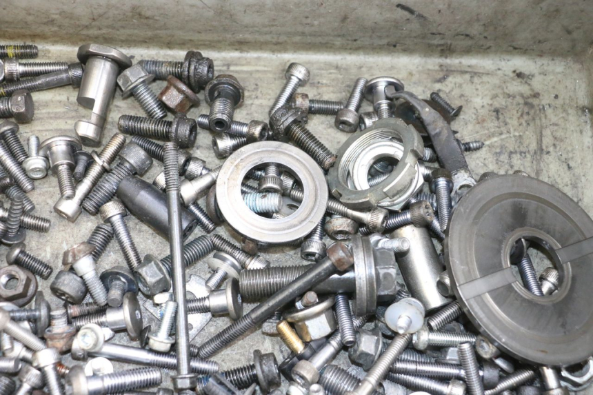 photo de TORNILLOS YAMAHA TDM ABS 900 (2002 - 2014) - Vista general del producto