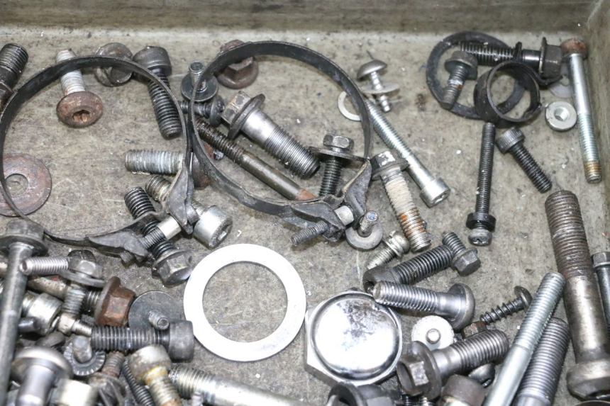 photo de TORNILLOS YAMAHA TDM ABS 900 (2002 - 2014) - Vista general del producto