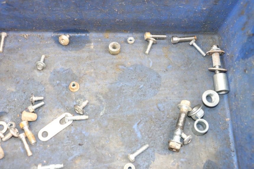 photo de TORNILLOS NITRO MOTORS THUNDER 125 - Zoom estado de uso