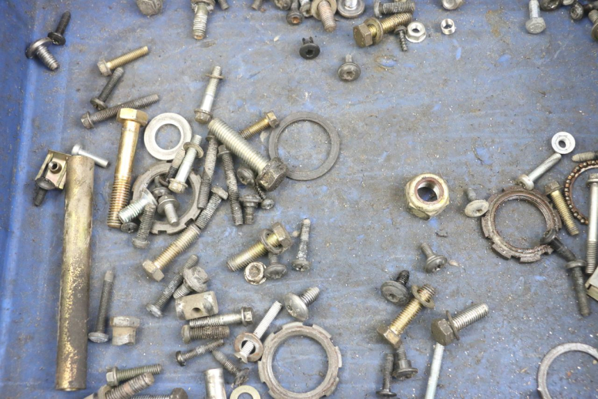 photo de BOLSA DE TORNILLERÍA TORNILLO PEUGEOT TKR TREKKER FURIOUS 50 (2005 - 2014) - Detalle de la pieza