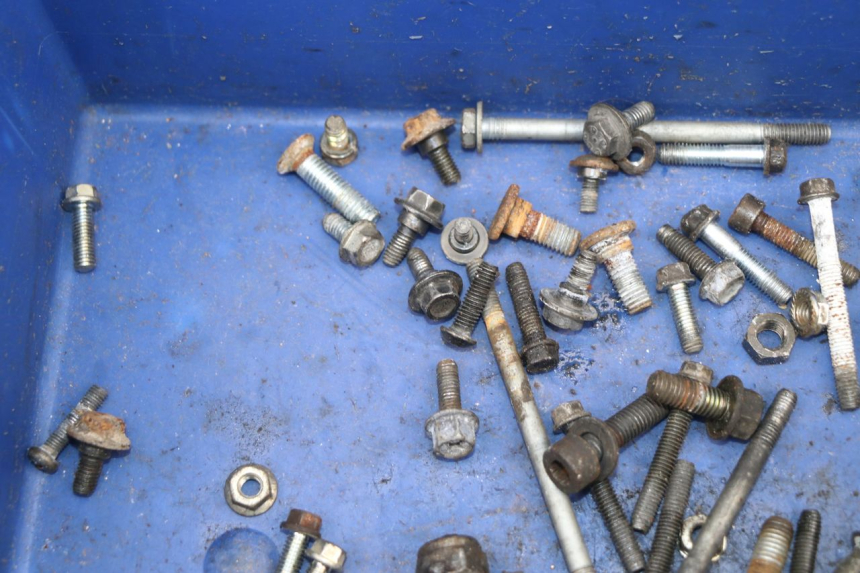 photo de TORNILLOS PEUGEOT TREKKER TKR 50 (2005 - 2014) - Otra perspectiva