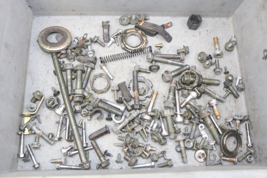 photo de BOLSA DE TORNILLERÍA TORNILLO PEUGEOT TWEET 4T 50 (2018 - 2022) - Detalle de la pieza