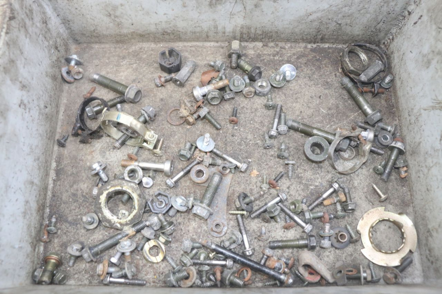 photo de BOLSA DE TORNILLERÍA TORNILLO PEUGEOT TWEET 4T 50 (2010 - 2014) - Vista principal