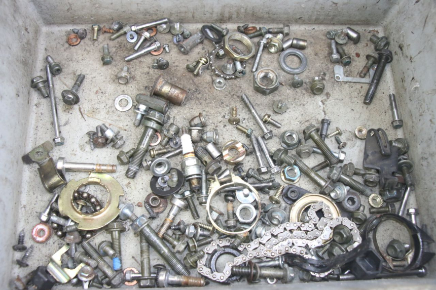 photo de BOLSA DE TORNILLERÍA TORNILLO PEUGEOT TWEET 4T 50 (2014 - 2019) - Detalle de la pieza