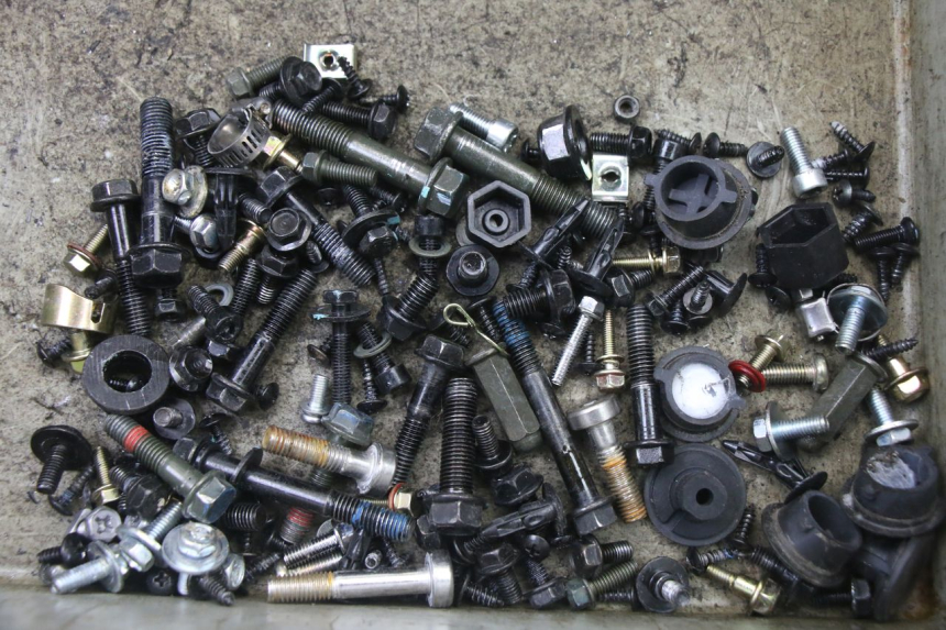 photo de TORNILLOS PEUGEOT TWEET 4T 50 (2023 - 2025) - Vista principal