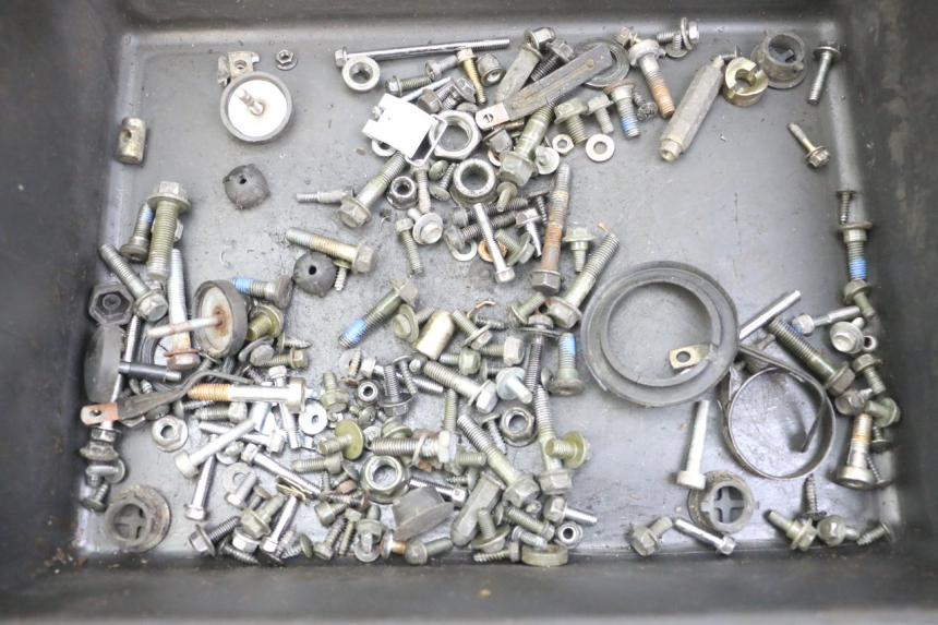 photo de BOLSA DE TORNILLERÍA TORNILLO PEUGEOT TWEET 4T 50 (2018 - 2022) - Vista principal