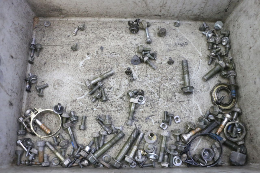 photo de BOLSA DE TORNILLERÍA TORNILLO PEUGEOT TWEET 4T 50 (2018 - 2022) - Vista principal